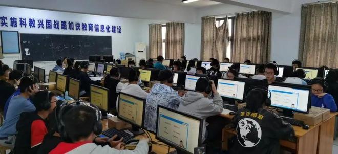 专注培养信息科技人才,有道小图灵信息学进驻宜兴2所知名学校!